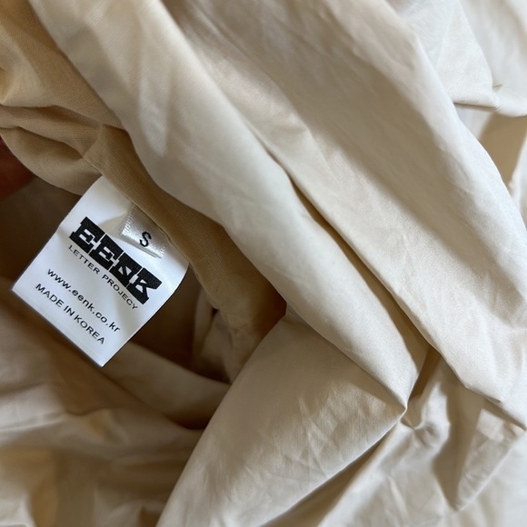 Eenk POUPEE Shirred Collarless Ivory Jacket with detachable sleeves - Picture 15 of 15